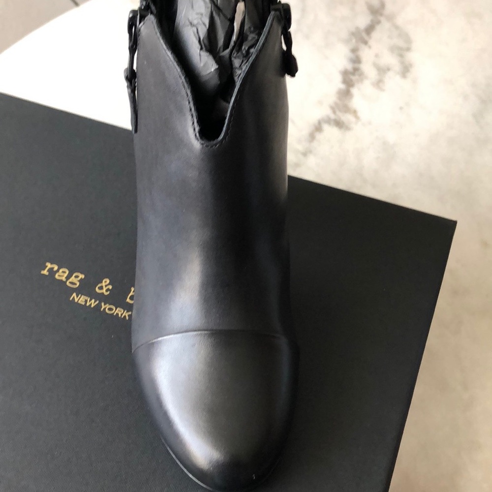 Margot boot - Picture 1 of 8